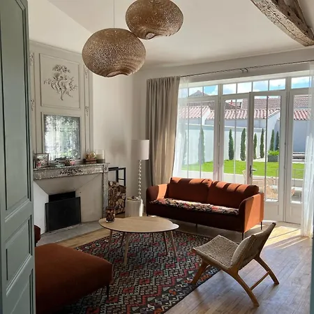 Exceptional Property, Park, Pool, Willa La Rochelle (Charente-Maritime)
