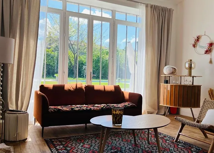 Exceptional Property, Park, Pool, *